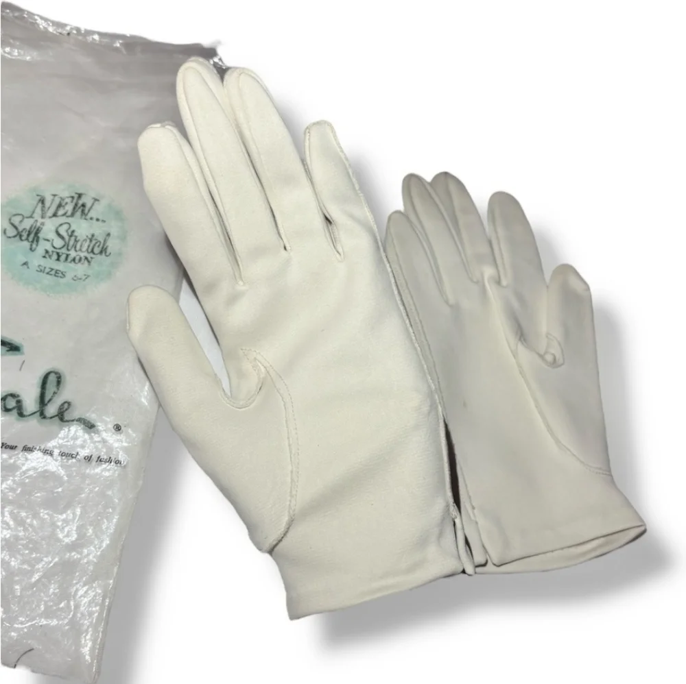 FINALE White Soft Stretch Nylon Short Day Gloves VINTAGE